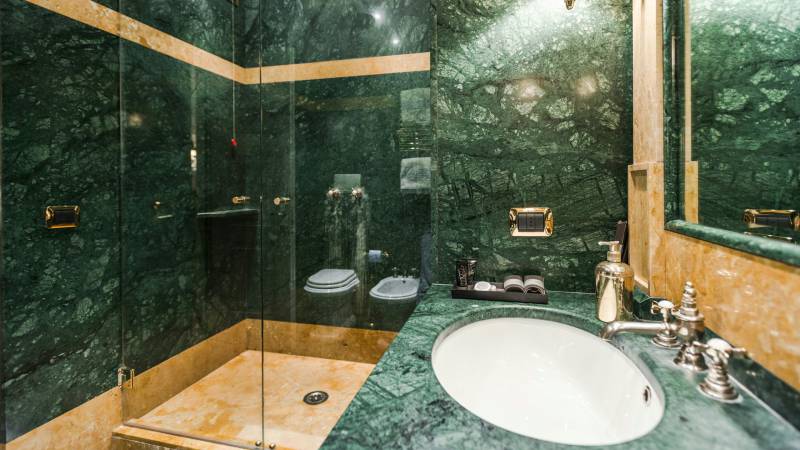 Mdm-Luxury-Rooms-Roma-bathroom-46